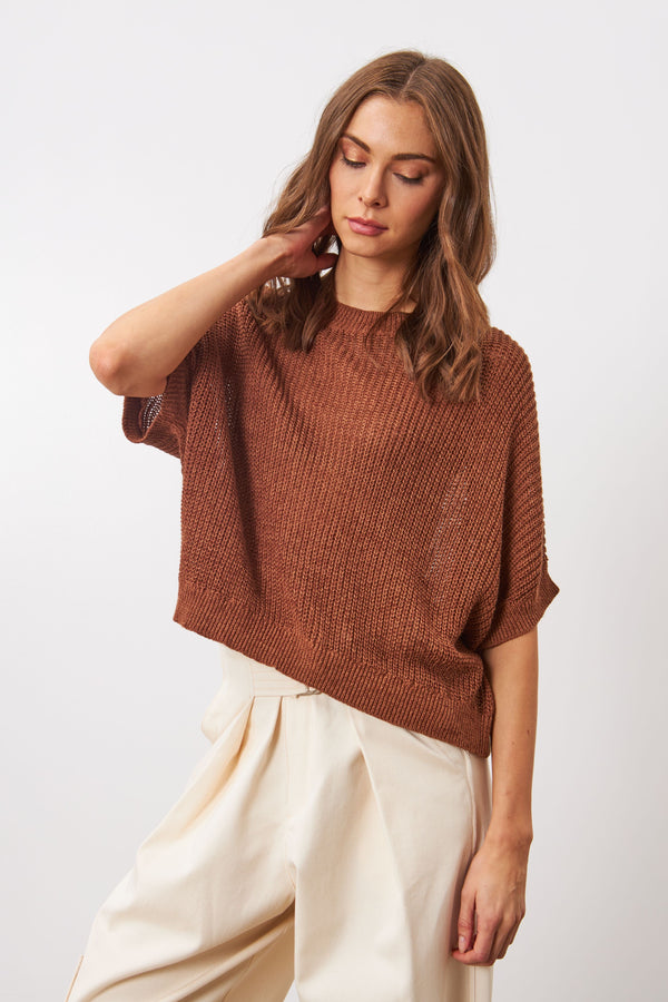 Style Emersyn is a boat neck relax fit fine knit sweater. Elbow sleeves Cotton linen luxury blend.