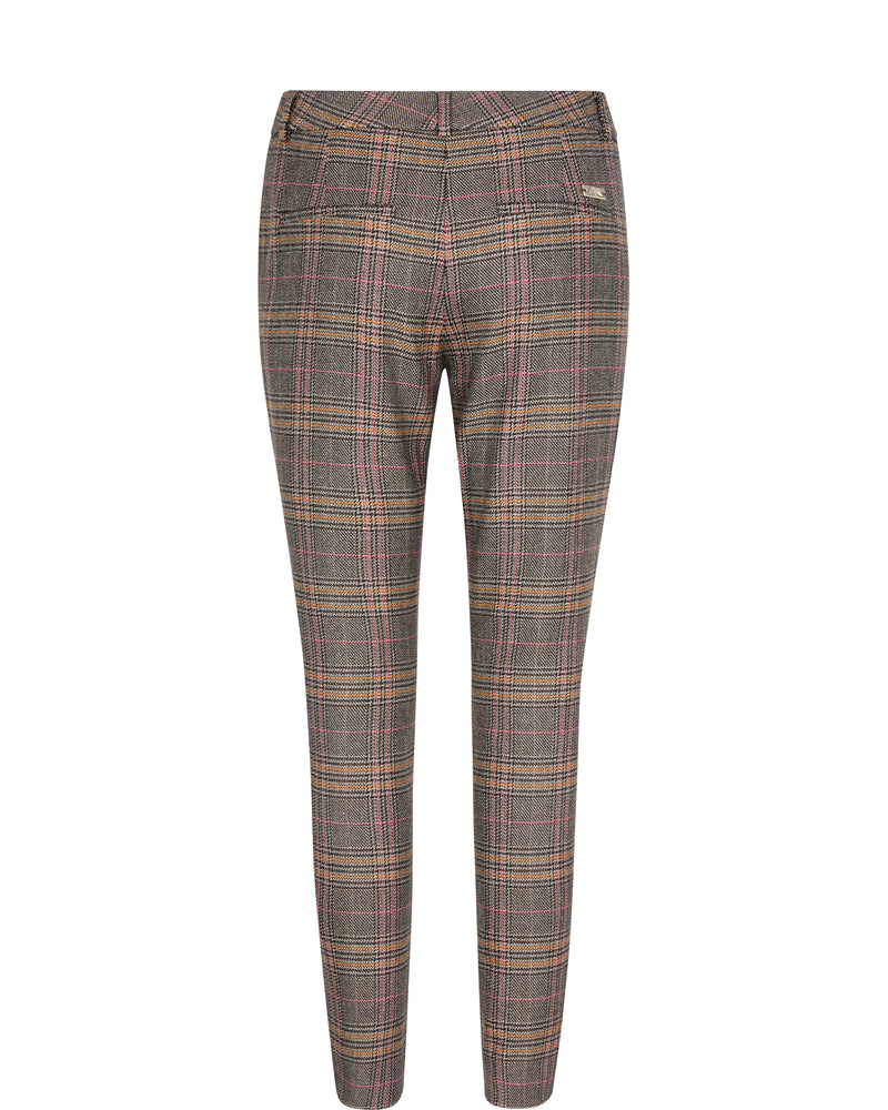back Mos Mosh Abbey ansini pant. These check pants are tailored to look smart but feel relaxed. Cut in a regular fit with mid-rise and designed with concealed button and zip fastening. We like them styled with a casual tee or a crisp shirt for a chic modern look.
