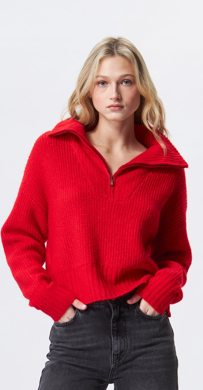 sweater in red with a front zipped collar